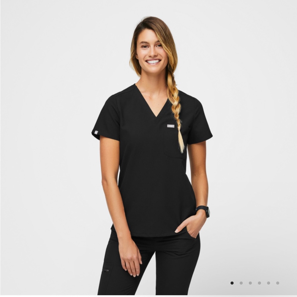 Figs Catarina scrub top